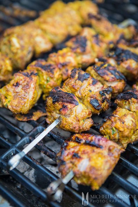 Pollo Asado Recipe, Meat On A Stick, Pork Kebabs, Pork Curry, She Cooks, Pork Skewers, Lamb Kebabs, Tikka Recipe, Tikka Masala Recipe