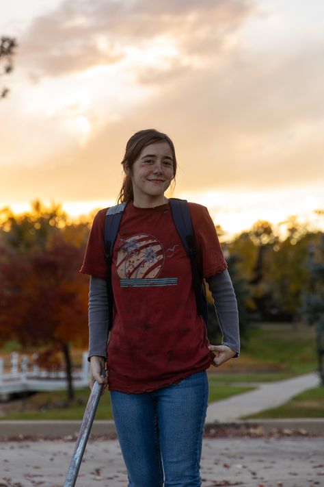 Ellie Williams Costume, Ellie Tlou Cosplay, Ellie Halloween Costume, Tlou Cosplay, Ellie Cosplay, Heather Mason, Taurus Personality, Cute Group Halloween Costumes, Cosplay Tutorial