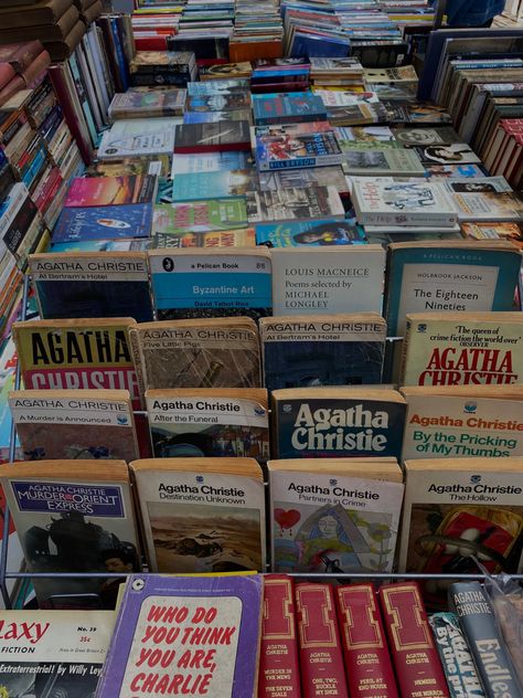 Book Stall Aesthetic, Faqir Chand Bookstore Aesthetic, London Bookstore Aesthetic, England Bookstore Aesthetic, Bookstore In London, London Bookshop Aesthetic, Greenwich Market London, At Bertram's Hotel, Greenwich Market