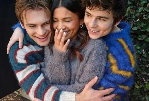 noah lalonde, nikki rodriguez e ashby gentry Nick And Jess, Cole Baby, Boys Wallpaper, Movie Couples, Best Series, Shows And Movies, Best Tv, Serie Tv, Actors & Actresses