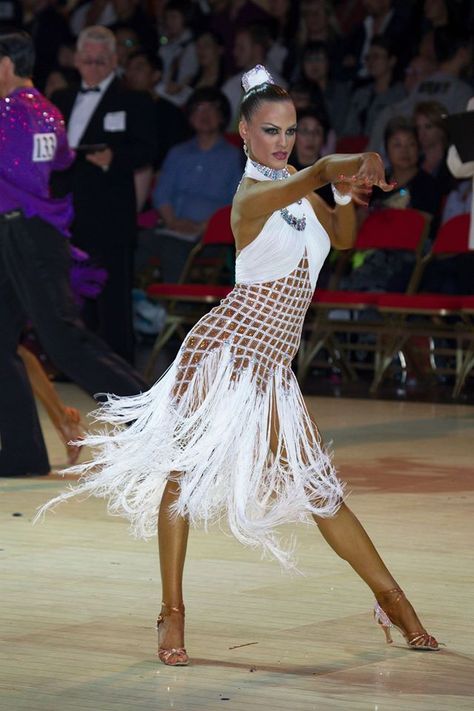 White and fringe Latino Dress, Latina Dress, Salsa Costume, Ballroom Dress Inspiration, Latin Costume, Ballroom Fashion, Dancesport Dresses, Dance Attire, Dance Costumes Ballroom