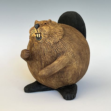 Gee, Wally... Handmade ceramic with underglazes. Fred Yokel Animal Banks Ceramics, Sculpting Animals, Round Animals, Totem Ideas, Pottery Animals, Clay Texture, Oil Pastel Art, Piggy Banks, Clay Animals