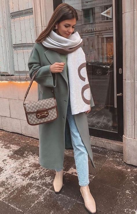 Fall outfit ideas | chic outfit ideas| workwear inspirations | elegant outfit ideas| winter outfit | Women’s Uk Winter Fashion 2023, Winter Outfits Uk 2023, Wet Weather Outfit, Elegant Outfit Ideas, Outfit Ideas Winter, Chic Outfit Ideas, Classic Style Outfits, Winter Fashion Outfits Casual, Fall Outfit Ideas