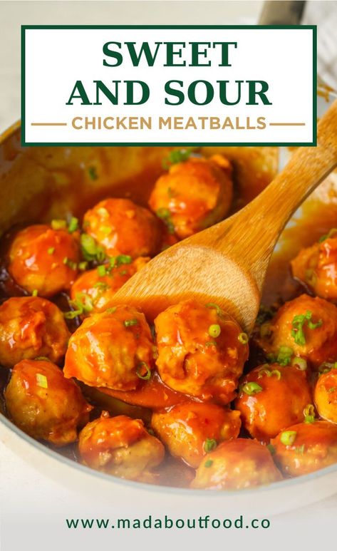 Sweet And Sour Chicken Meatballs, Sweat And Sour Chicken, Chicken Meatball Recipe, Whole30 Snacks, Whole30 Lunch, Whole30 Breakfast, Whole 30 Snacks, Whole30 Meal Prep, Quick Family Dinners