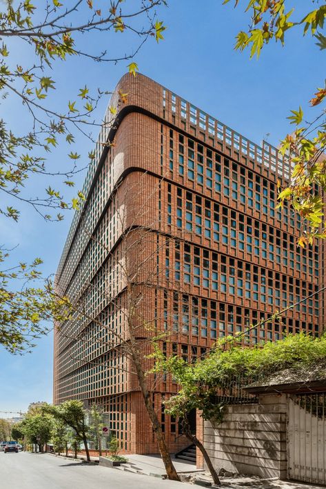 Hooba Design Group wraps Tehran offices in a brick-clad "second skin" Office Commercial, Brick Paneling, Brick Architecture, Commercial Building, Brick Facade, Salford, Commercial Office, Building Facade, Structure Design