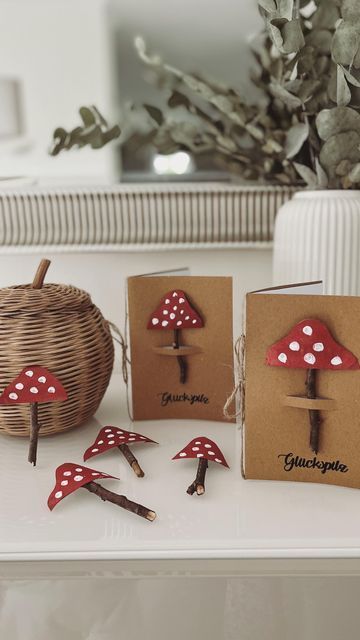 Natal Natural, Diy Mushroom, Whimsical Cottage, Diy Instagram, Mushroom Crafts, Fall Kindergarten, Green Craft, Halloween Preschool, Where Is My Mind