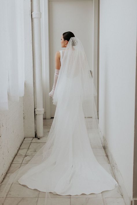 vintage wedding dress, wedding dresses vintage, wedding dress with sleeves, simple wedding dress, elegant wedding dress, minimalistic wedding dresses, classic wedding dresses, boatneck wedding dress, square neck wedding dress, sleeveless wedding dress, pearl wedding veil, wedding hairstyles with veil, wedding veils, wedding hairstyles with veil, bridal portraits, wedding photography, wedding photos, long wedding dress, long wedding veil Boatneck Wedding Dress, Vintage Wedding Dress With Sleeves, Wedding Dress With Sleeves Simple, Wedding Dress Square Neck, Simple Wedding Dress Elegant, Wedding Dress Pearl, Square Neck Wedding Dress, Classic Wedding Dresses, Pearl Wedding Veil