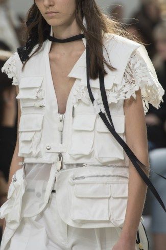 Utility Fashion, Tech Fashion, Pop Fashion, Creative Fashion, Fashion Week Spring, Fashion Details, Daily Fashion, Denim Fashion, Paris Fashion