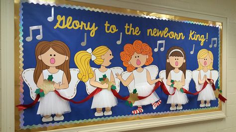 Angel Bulletin Board Ideas, Hallway Decorations, Library Christmas, Christmas Bulletin Boards, Christmas Classroom Door, After School Care, School Decoration, Church Bulletin Boards, Christmas Bulletin