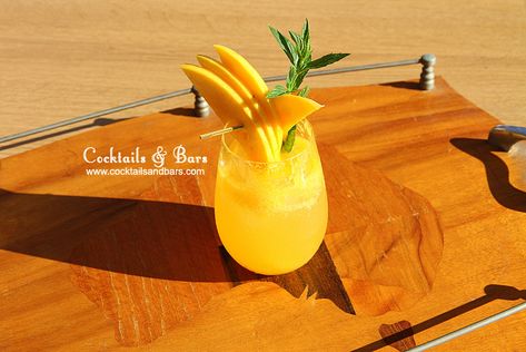 Australia Day Cocktails: Sails in the Sunset Cocktails Ideas, Aus Day, Day Cocktails, Gold Rum, Rum Cocktail Recipes, Aussie Food, Thailand Beaches, Australian Food, Rum Cocktail