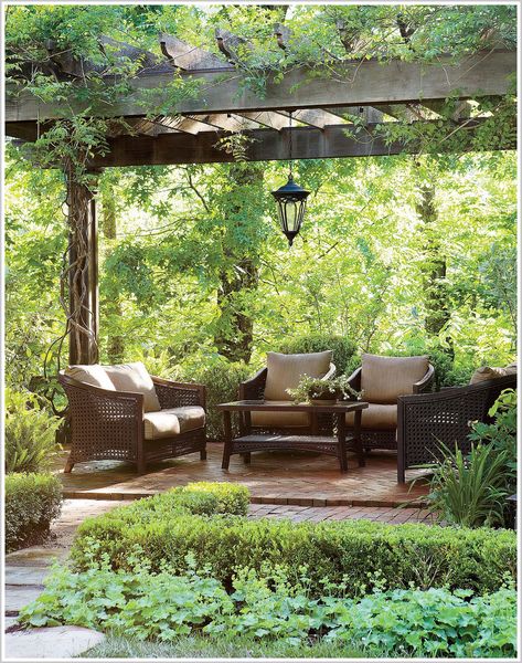 Pergolas - Visit Amazon.com to get the best designs. Moderne Have, Modern Patio Design, Mismatched Chairs, Outdoor Seating Area, Garden Wallpaper, Backyard Pergola, Have Inspiration, Pergola Patio, Pergola Designs