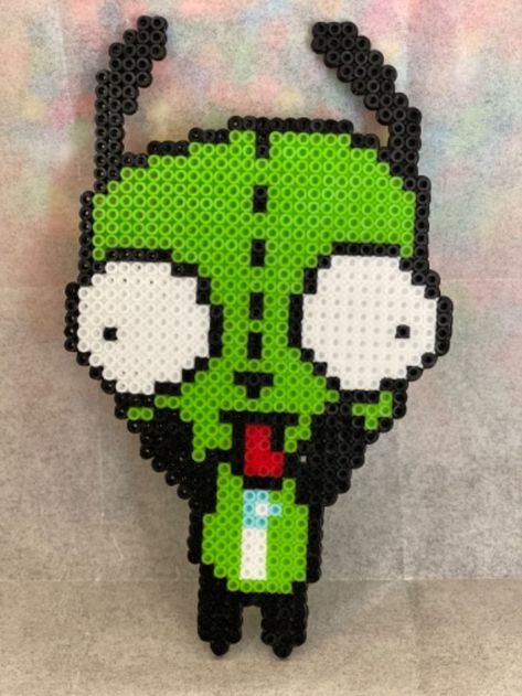 Gir Perler Bead Pattern, Gir Invader Zim Perler Beads, Kandi Pixel Art, Perler Bead Pattern Pokemon, Gir Kandi Pattern, Perler Bead Patterns Emo, Spooky Perler Beads, Fused Beads Patterns, Gir Perler Bead