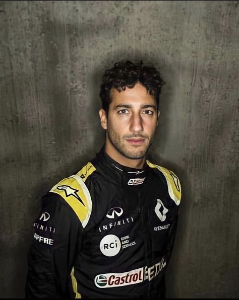 daniel ricciardo f1 Daniel Ricardo, Daniel Riccardo, Ricciardo F1, Danny Ric, Formula 1 Car Racing, Nico Rosberg, Honey Badger, Daniel Ricciardo, F1 Drivers