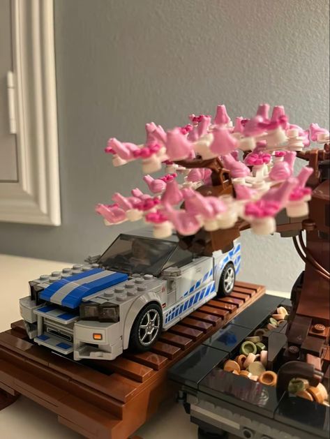 Lego Car Ideas, Lego Skyline, Lego Room Decor, 2 Fast 2 Furious, Fast 2 Furious, Lego Decorations, R34 Skyline, Skyline Gtr R34, X Japan