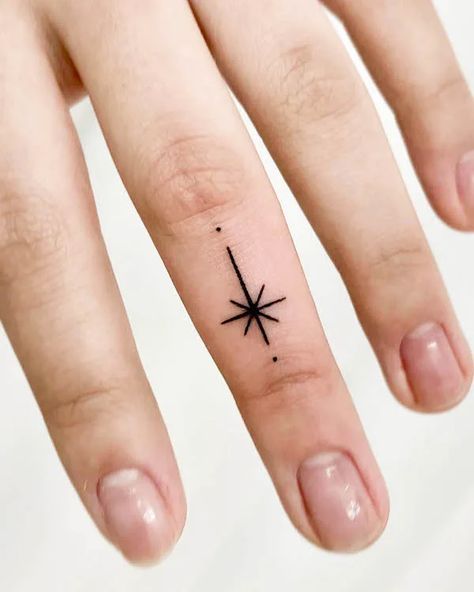 Tattoo Designs Stars, Star Finger Tattoo, Dragon Hand Tattoo, Inner Finger Tattoo, Middle Finger Tattoos, Simple Hand Tattoos, Thumb Tattoos, Luck Tattoo, Butterfly Hand Tattoo