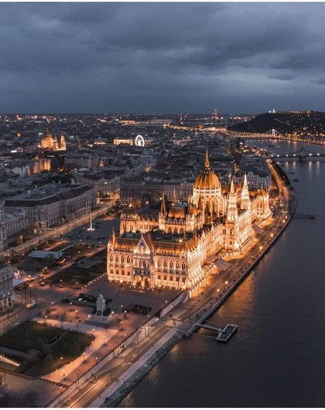 Hungarian Parliament Building, Budapest Hungary, Budapest, Hungary, Building