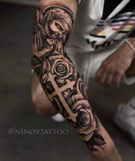 Jesus Tattoo Sleeve, Arm Tattoos For Guys Forearm, Gladiator Tattoo, Tattoo Ideas Males, All Black Tattoos, Half Sleeve Tattoos Drawings, Cross Tattoo For Men, Men Tattoos Arm Sleeve, Forearm Sleeve Tattoos