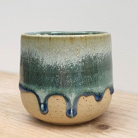 Michelle van Andel on Instagram: “Glazed with Amaco Satin Oribe over Mayco Alabaster. Clay body is G&S 933. Such a beautiful autumn colours! I wasn't looking for drips, but…” Amaco Satin Oribe Glaze Combinations, Glazes For Pottery Amaco, Mayco Alabaster Glaze Combinations, Satin Oribe Glaze Combinations, Alabaster Glaze Combinations, Amaco Satin Oribe, Triskel Pottery, Mayco Stoneware Glaze Combinations, Mayco Alabaster