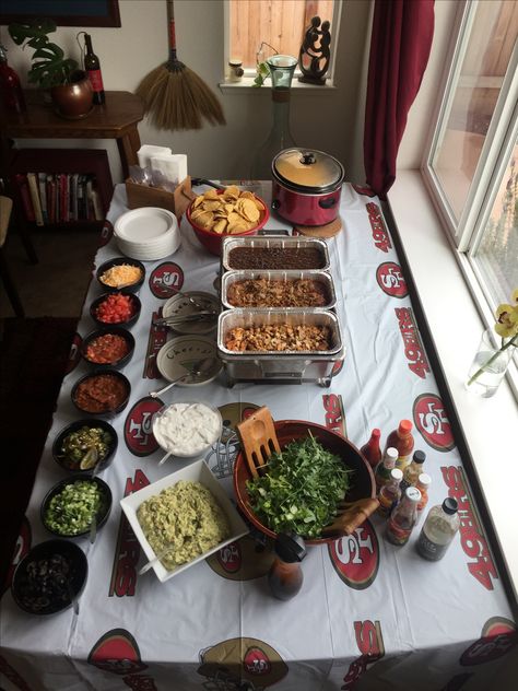 Football Nacho Bar, Nacho Station, Bar Ideas For Wedding, Nacho Bar Ideas, Cousin Sleepover, Nacho Bar Party, Bbq Nachos, Nacho Bar, Food Bars