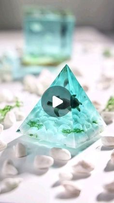 Let's Resin on Instagram: "🌊✨ Dive into Creativity with Our Starter Kit! ✨🌊  Unleash your inner artist and create stunning ocean-style decorations with our all-in-one resin kit, perfect for beginners! 🌟  📦 What's Inside: - High-quality resin & hardener - Various molds - Dried flowers and vibrant glitters - Essential mixing cups - Instruction manual  Ready to make the ocean-inspired creations? 🌊Grab the 20% discount with code "𝟐𝟎𝐃𝐈𝐘𝐊𝐈𝐓" to get your Starter Kit today and start crafting your own piece of the ocean!   #letsresin #resinart #resinstarterkit #oceandecor #craftingideas #resinbeginners #Handmade #creativejourney #craftkit" Ocean Style, Ocean Fashion, Resin Ideas, Ocean Decor, Resin Kit, Instruction Manual, Ocean Inspiration, Crafty Stuff, Starter Kit