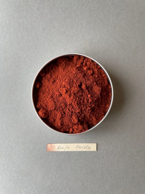 "Earth's soil pigments. 50gr in the aluminium jars. Mars red, Red iron oxide is a synthetic mineral inorganic pigment. It is obtained through the partial calcination of the yellow of Mars. It has medium stability to light, temperature and humidity and dries quickly. It is a covering and opaque pigment, and the color is intense and lively. Philip Ball reports, for the colors of Mars, this information: (from 'Color. A biography', page 145) \"(...) the color manufacturers of the Baroque period disc Mars Red, Light Temperature, Red Lake, Earth Pigments, Handmade Paint, Green Earth, Pigment Coloring, Dark Chocolate Brown, Yellow Ochre