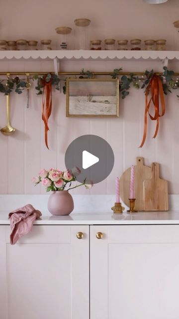 Jen on Instagram: "Ad 🎀 I’ve been meaning to put scallop trim on this shelf for forever and when better than just before Christmas when everything is extra busy?! I used @nook_uk medium scallop trim and doesn’t it look lovely? 💕Paint used is @mylands_london Threadneedle as part of a collaboration and @nook_uk is my own company 💕 #decorativetrim #scalloptrim #pinkkitchen #diy #trim #scallop #openshelf #shelfie #hellonook #mylands_london" Scallop Shelves, Wall Shelf Kitchen, Scalloped Shelf, My Own Company, Pretty Homes, Dreamy Decor, Diy Trim, Own Company, Interiors Dream