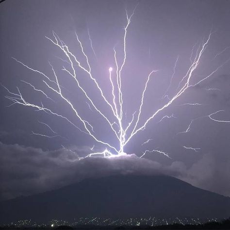 The upward lightning was spotted at Guatemala’s Volcan de Agua Lightning Creature, Volcano Guatemala, Volcano Lightning, Baela Targaryen, Lightning Photography, Vikings Tv Show, Odin Thor, Vikings Tv, Photos Booth