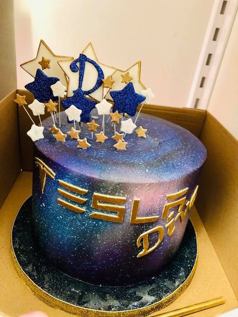 Tesla Diva Cake Tesla Cake, Elon Musk Birthday, Diva Cakes, Dinner Banquet, Birthday Cake Ideas, Themed Birthday Cakes, Birthday Party Food, New Photo Download, Kid Friendly Trips