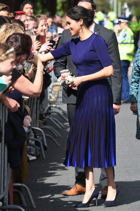 Meghan Markle Dress, Princ Harry, Meghan Markle Outfits, Princess Meghan, Meghan Markle Prince Harry, Meghan Markle Style, Royal Dresses, Princesa Diana, Prince Harry And Meghan