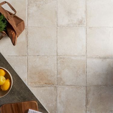 Travertine & Travertine Look Tiles | TileBar.com Cream Backsplash, Travertine Floor Tile, Stone Look Wall, Matte Porcelain Tile, Beige Tile, Travertine Floors, Splashback Tiles, Stone Backsplash, Limestone Tile