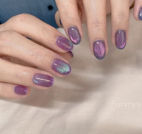 Short Colored Nails, Colorful Short Nails, Baby Boomer Nails, Sns Nails Designs, Short Nails Ideas, Aurora Nails, Silver Nail, Pretty Gel Nails, Cat Eye Nails