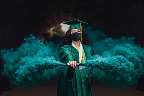 Always remember...  You are braver than you believe Stronger than you seem  Smarter than you think   & Loved more than you know  Congratulations 2020 Graduate!!!  #graduation #amazing#2020grad #greensmoke #green #chicago #senior #photooftheday #grad #photography #chicagophotographer  #photographer   #impactimages #impactimagesstudio #impactimageschicago Graduation Ceremony Photos, Chemistry Major Graduation Pictures, Science Graduation Pictures, Chemistry Graduation Pictures, Computer Science Graduation Pictures, Psych Grad Photoshoot, Creative Shot Graduation, Biology Graduation Pictures, Graduation Potraits Idea