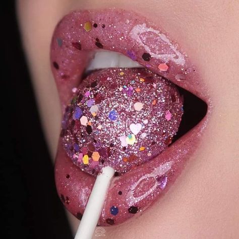 Best Lip Glosses, Lollipop Lips, Pretty Lips, Lips Art, Glitter Photography, Sweet Lips, Makeup For Blondes, Cool Makeup Looks, Baby Pink Aesthetic