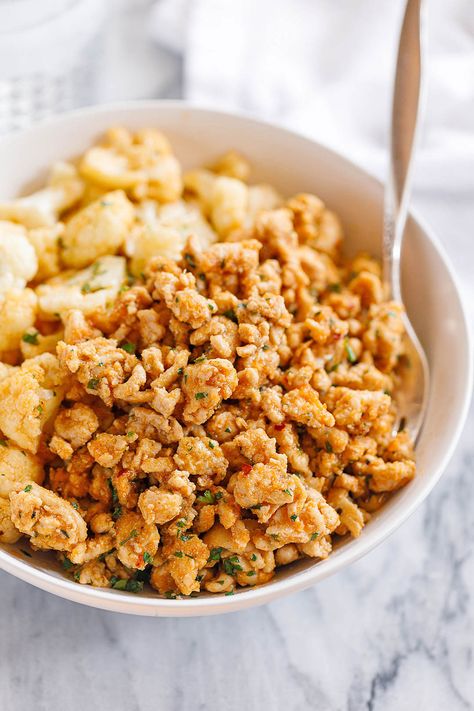 Garlic Butter Turkey with Cauliflower -  #turkey #cauliflower #eatwell101 #recipe - A rich and indulgent bowl of comfort with a healthy twist! - #recipe by #eatwell101 Ground Chicken Cauliflower Recipes, Paleo Main Dishes, Ground Turkey Recipes, Healthy Low Carb Recipes, Smoked Turkey, Ground Turkey, Garlic Butter, Cauliflower Recipes, Skillet