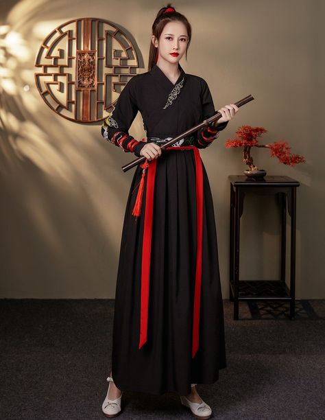 Chinese Traditional Dress Woman, Chinese Style Wedding Dress, Modern Filipiniana Gown, Chinese Kimono, Traditional Asian Dress, Hanfu Girl, Chinese Traditional Dress, Chinese Style Dress, Chinese Traditional Clothing