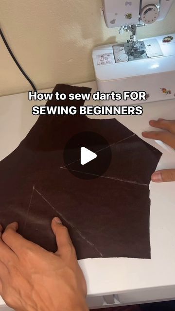 ✰ eddy’s online ✰ on Instagram: "How to sew darts FOR SEWING BEGINNERS! #sewing #sewingproject #sewingtips #howtosew #learntosew #sewingclasses" How To Sew Darts, Sewing Beginners, Sewing Darts, Beginners Sewing, April 29, How To Sew, Learn To Sew, Sewing Hacks, Dart