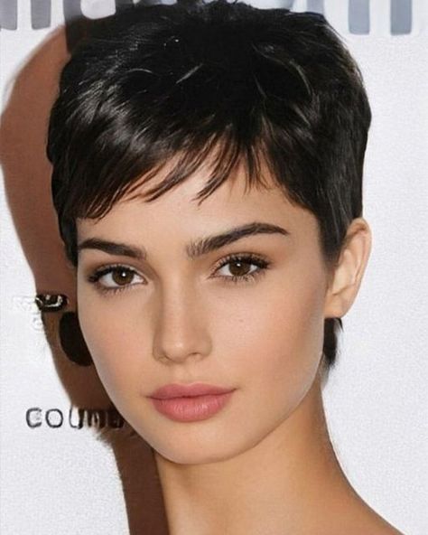 Short Hair Women Pixie, 80s Pixie Cut, Pixie Cut Square Face, Demi Moore Short Hair, Trendy Pixie Haircut, Brunette Pixie, Crop Hair, Short Hair Pixie Cuts, Super Short Hair