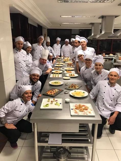 Art Teacher Aesthetic, Culinary Arts Schools, Chef School, Culinary Chef, Professor E, Culinary Classes, Pastry School, Female Chef, Dream College