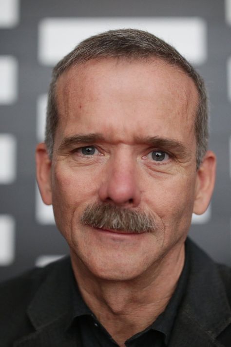 Chris Hadfield's Advice To Make Every Day Special? Appreciate The Now Famous Canadians, Chris Hadfield, Story Teller, Cute Instagram Pictures, The Final Frontier, Life Thoughts, Face Photography, Nothing More, Space Station