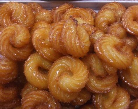 Turkish Recipes Desserts, Egyptian Desserts, Lebanese Sweets, Middle Eastern Dessert, Arabic Sweets Recipes, Middle Eastern Sweets, Lebanese Desserts, Arabic Desserts, Pumpkin Delight