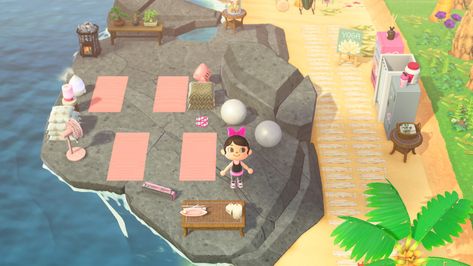 Acnh Yoga Studio, Animal Crossing Beach Rock Ideas, Animal Crossing Beach Campsite Ideas, Beach Idea Animal Crossing, Acnh Yoga Area, Animal Crossing Volleyball Court, Animal Crossing Yoga Studio, Acnh Yoga, Beach Camp Animal Crossing