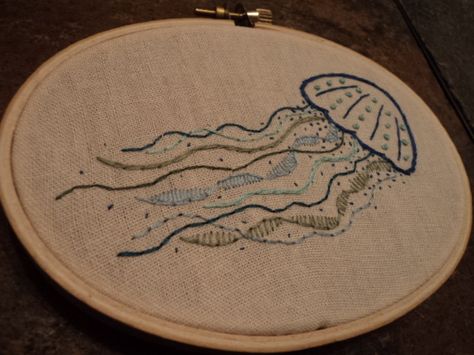 jelly by cappywanna, via Flickr Embroidered Jellyfish, Jellyfish Embroidery, Jelly Jelly, Embroidered Canvas Art, Broderie Simple, Jellyfish Design, Embroidered Canvas, Hand Embroidery Projects, Thread Painting