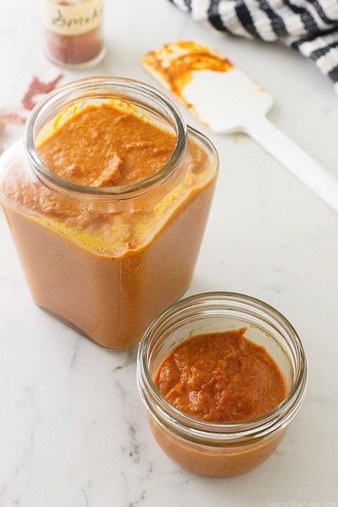 Lebanese Garlic Sauce, Romesco Sauce, Plum Tomatoes, Garlic Sauce, Spice Mixes, Smoked Paprika, Red Peppers, Dipping Sauce, Sauce Recipes