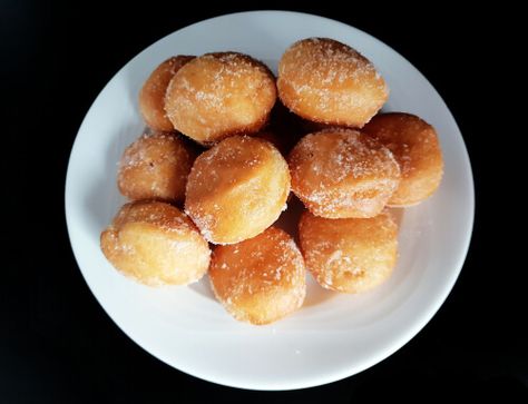 Samoan Panikeke Recipe, Panikeke Recipe, Samoas Recipe, Samoan Food, Desserts Around The World, Muslim Greeting, Movie Night Food, Bread Easy, Night Food