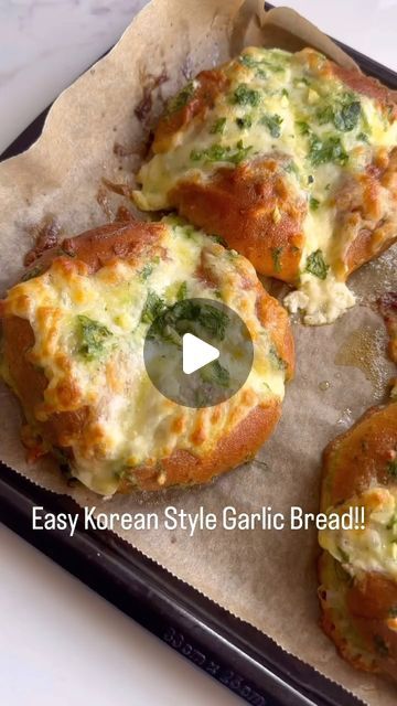 Maxismalls on Instagram: "Easy Korean Style Garlic Bread!!👌😋😋" Easy Garlic Bread Recipe, Tortilla Bread, Bread Winners, Garlic Bread Recipe, Double Cream, Family Feast, Brioche Buns, Food Garnishes, Easy Treats