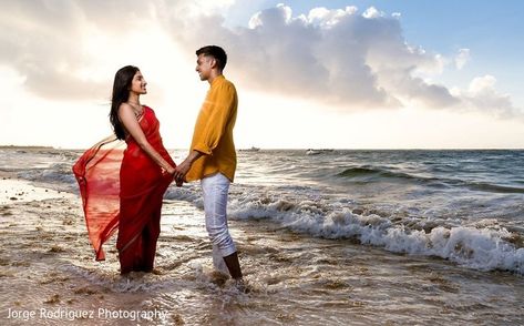 Saree Couple Photoshoot Beach, Mandvi Beach, Beach Stills, Engagement Stills, Goa Pics, Couple At The Beach, Pre Wedding Photoshoot Beach, Saree Shoot, Couples Beach Photography