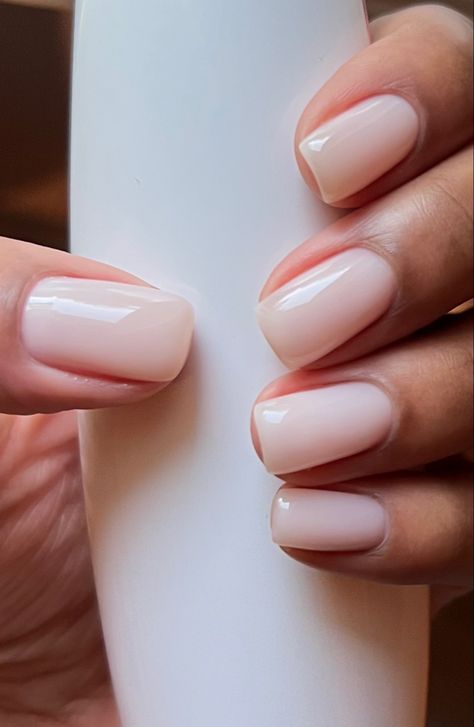 Russian Manicure Natural, Milly Pink Nails, Short Milky Pink Nails, Russian Manicure Gel, Sheer White Nails, Russian Nails, Clean Manicure, Naked Nails, Nail Organization