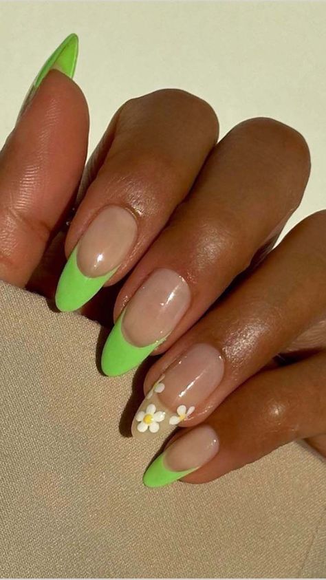 Neon Green Tips Nails, Different Shades Of Green Nails, Neon Green Summer Nails, Neon Green French Tip Nails, French Tip Nails Neon, Neon Green French Tip, Nails Neon Green, Green Summer Nails, Green French Tip Nails