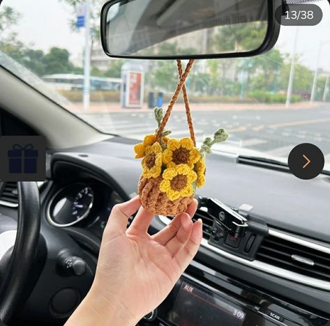 Crochet 101, Mini Bouquet, Crochet Car, Crochet Pillow Cover, Crochet Plant, Car Rearview Mirror, Beginner Crochet Projects, Crochet Decoration, Fun Crochet Projects