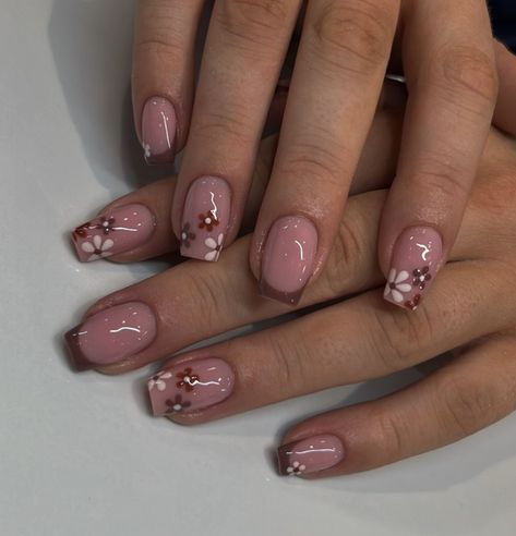 Extra Short Nail Designs, Short Nail Styles, Nail Ideas Autumn, Short Nail Ideas, Acrylic Nails Nude, Brown Acrylic Nails, Formal Nails, Girly Acrylic Nails, French Tip Acrylic Nails